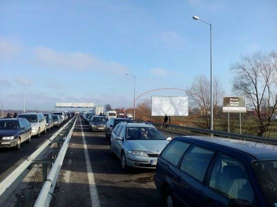 Фото рекламної площини за адресою Краківець к1, кордон (ліворуч)  в' їзд з Польщі