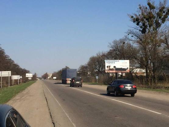 Фото рекламної площини за адресою вул.Сквирське-шосе-перехрестя-на-Митницю-в`їзд-в-місто