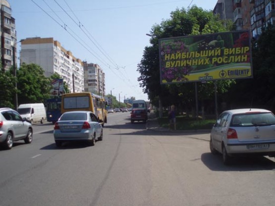 Фото рекламної площини за адресою ул.Королева 102