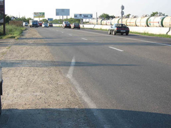 Фото рекламной плоскости по адресу Ильичевск - Одесса (направ.в Одессу возле "Ваш сад")