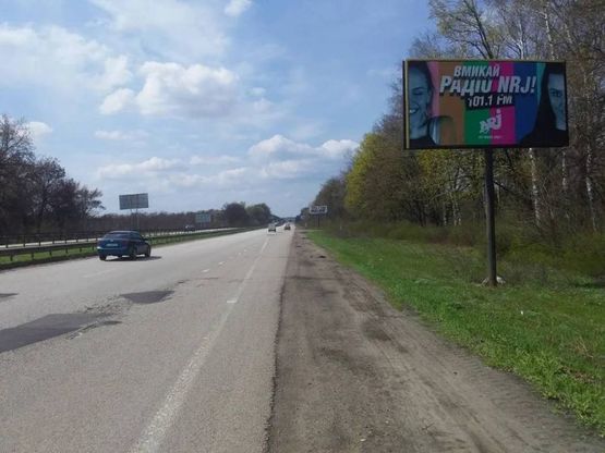 Фото рекламной плоскости по адресу Киев-Харьков км 465+000 из Харькова