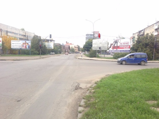 Фото рекламной плоскости по адресу м. Ужгород вул.Грушевського - Заньковецької