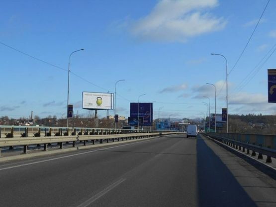 Фото рекламной плоскости по адресу м. Ірпінь, траса М-07, км 23+150 право