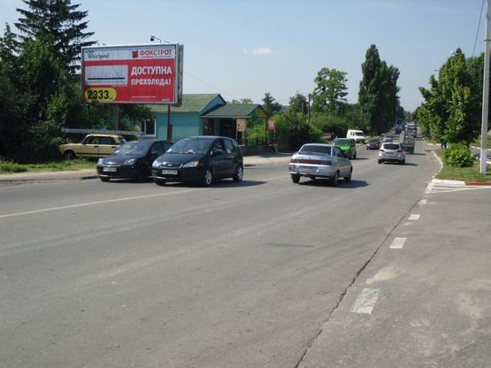 Фото рекламної площини за адресою Вул. Київська напроти АЗС "Лукойл" (в'їзд в місто)