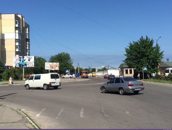 Фото рекламної площини за адресою Вул. О.Гончара 22, привокзальная площа