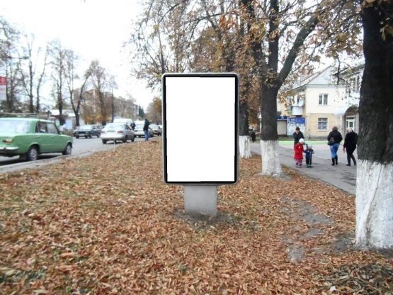 Фото рекламной плоскости по адресу г.Фастов, ул.Соборная, 34, Вечерний рынок