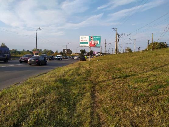 Фото рекламной плоскости по адресу пр. Повітрофлотський 100 50.401599  30.424146 (Київ-Волинський)третій