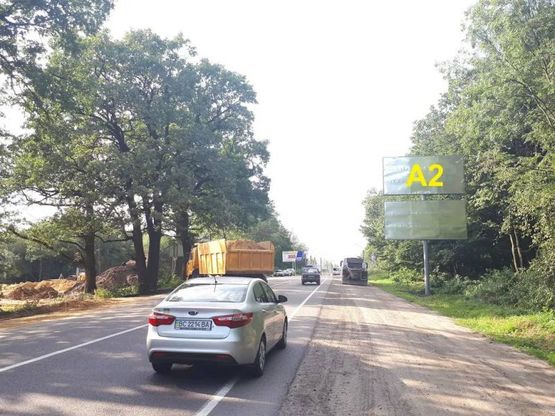 Фото рекламной плоскости по адресу Н-09 Мукачеве – І.Франківськ – Рогатин - Львів км. 437, в сторону вул.Зелена (верхній)