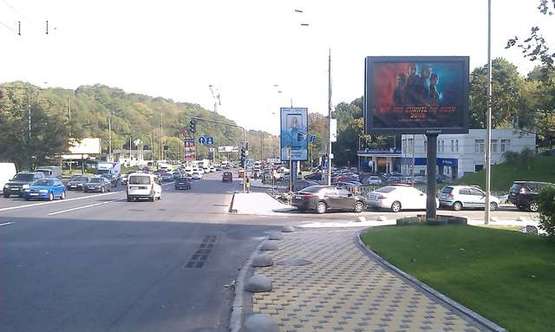 Фото рекламної площини за адресою Дружби народів бульв. - Болсуновська вул. (Сергія Струтинського вул.),  IQ-центр, ; №1 (№4)