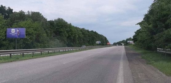 Фото рекламної площини за адресою Киев-Харьков км 464+616