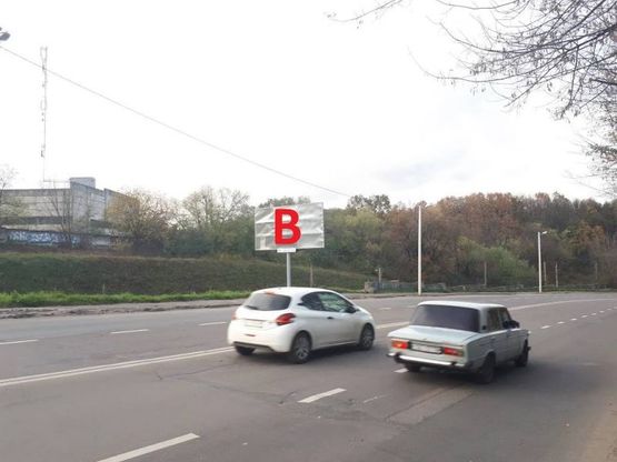 Фото рекламной плоскости по адресу вул. Вінниця