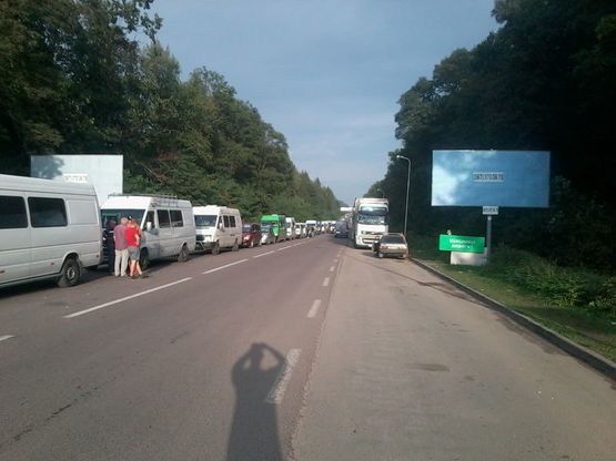 Фото рекламної площини за адресою М 11 Львів-Шегині, км 76+900, ліворуч