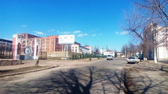 Фото рекламной плоскости по адресу ул. Эльворти (ул. Орджоникидзе)