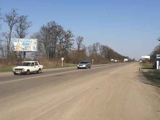 Фото рекламної площини за адресою вул.Сквирське-шосе-перехрестя-на-Митницю-в`їзд-в-місто