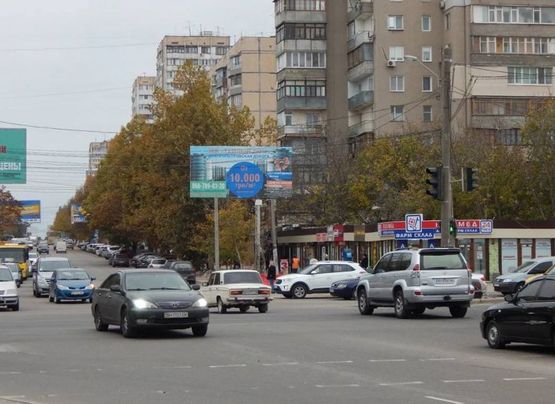 Фото рекламної площини за адресою ул.Бочарова-Днепропетровская дорога(промрынок)