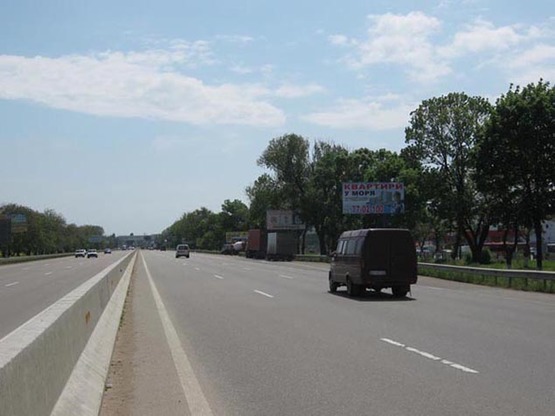 Фото рекламної площини за адресою Киевская трасса