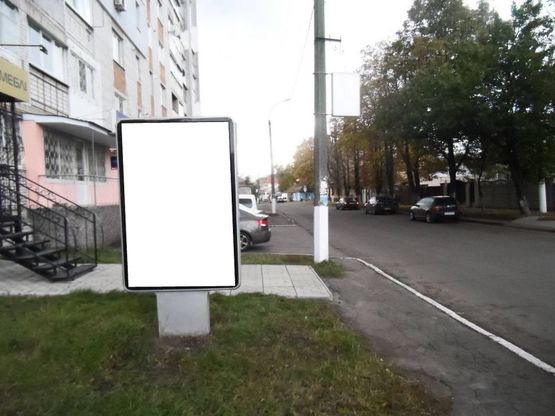 Фото рекламной плоскости по адресу г.Фастов, перекресток  ул.Орджоникидзе и Шевченко, 31