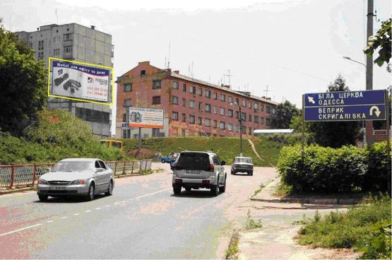 Фото рекламной плоскости по адресу перекресток ул. Соборной и ул.Героев Танкистов, основной перекресток в городе