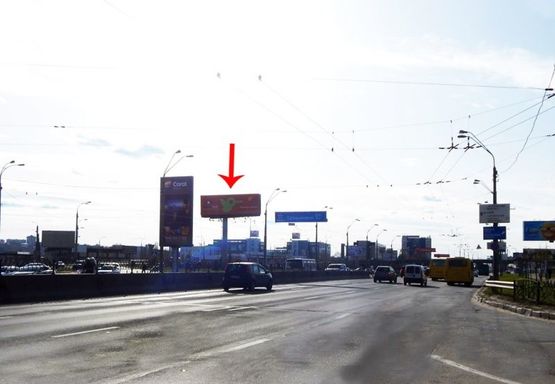 Фото рекламной плоскости по адресу Бандеры С. пр-т,  развязка с ул. Богатырской, от Московского моста