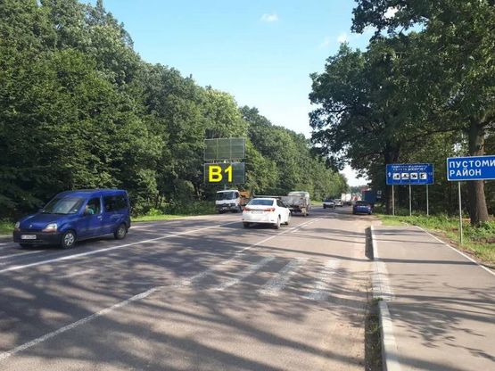Фото рекламной плоскости по адресу Н-09 Мукачеве – І.Франківськ – Рогатин - Львів км. 437, в сторону с.Давидів (нижній)