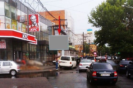 Фото рекламной плоскости по адресу s005А2,вул. В. Мономаха (Московська) - вул. Глінки