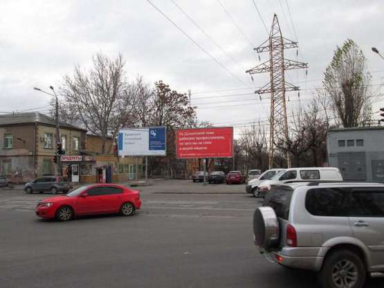 Фото рекламної площини за адресою ул. Бугаевская - ул. Дальницкая