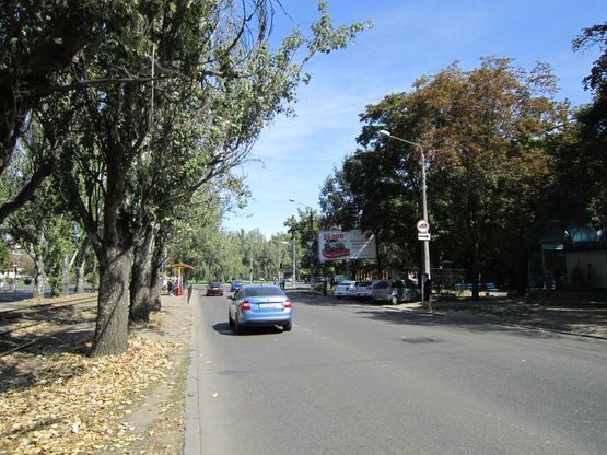 Фото рекламної площини за адресою ул. Ицхака Рабина, 1 (Пл. Независимости)