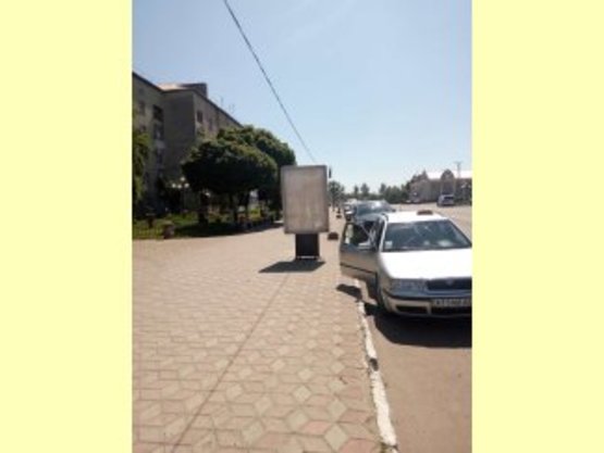 Фото рекламной плоскости по адресу Галицька - Монастирська