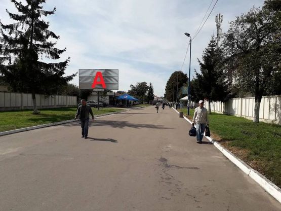 Фото рекламной плоскости по адресу Приміський Вокзал м. Львова місце №3
