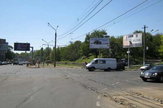 Фото рекламної площини за адресою ул. Водопроводная - пер. Высокий (Призма)
