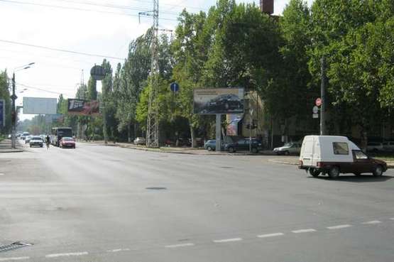 Фото рекламной плоскости по адресу ул.Краснова / Адмиральский пр-кт, 33-А (Призма)