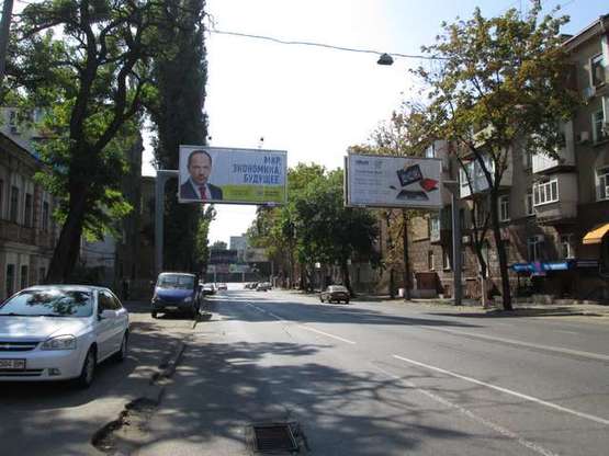 Фото рекламної площини за адресою ул. Среднефонтанская, 63 (з міста ліва Призма)