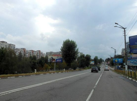 Фото рекламной плоскости по адресу м. Обухів, вул.. Київська, 144 (біля дитячого майданчика "Рошен")