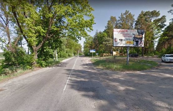 Фото рекламной плоскости по адресу поворот на с.Плюти,перед котеджним містечком "ПЛЮТОВО",  2+950 км. праворуч