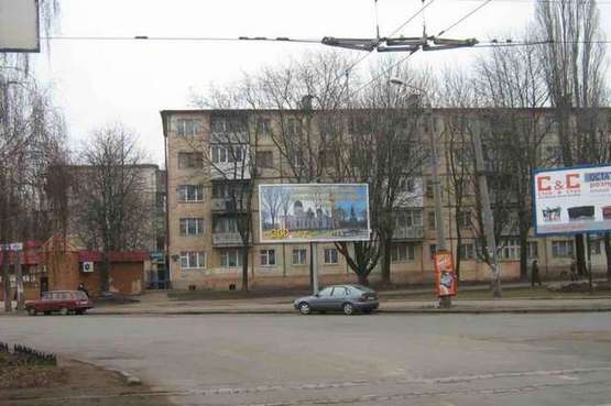 Фото рекламної площини за адресою площадь Независимости - ул.Ицхака Рабина (Призма)