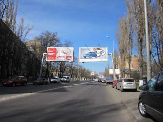 Фото рекламної площини за адресою ул. Краснова, 14 (в місто права Призма)