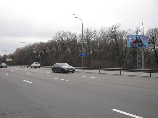 Фото рекламной плоскости по адресу Столичне шосе, 430 м від залізничного мосту, (в сторону Кільцевої дороги)