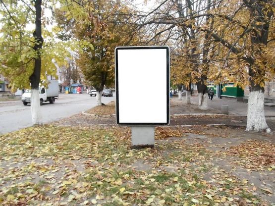 Фото рекламной плоскости по адресу г.Фастов,  перекресток ул.Льва Толстого и Соборной, 18