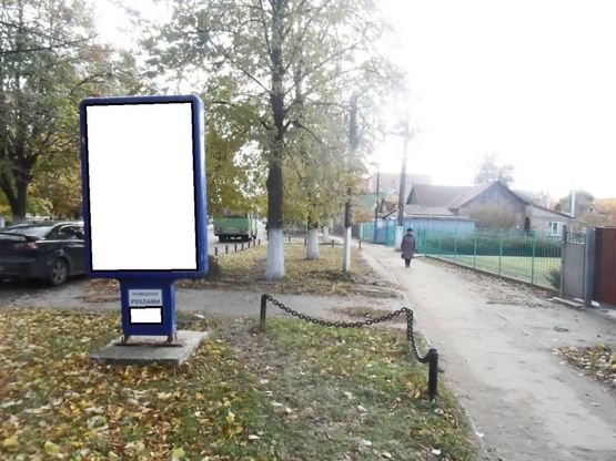 Фото рекламной плоскости по адресу г.Фастов, ул.Льва Толстого, 28, ЦРЛ