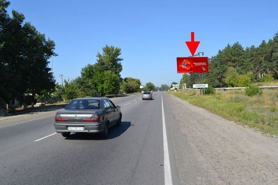 Фото рекламной плоскости по адресу ул.Залютинская -возле АЗС ОККО-1- выезд из города в ст. Солоницевки