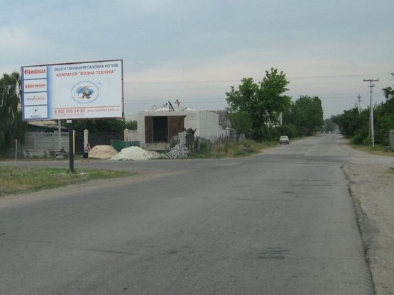 Фото рекламной плоскости по адресу вул. Дружбы/вул. Дмитра Яворницького, 83 (вул.Свердлова)