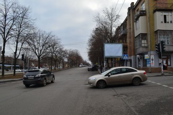 Фото рекламной плоскости по адресу s196А6,вул. С. Хороброго (Чкалова) - вул. Воскресенська (Леніна)