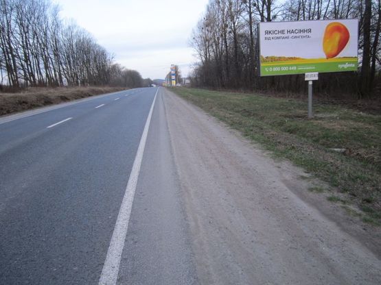 Фото рекламной плоскости по адресу Львів-Тернопіль, 13+400 лівроруч (м Винники)
