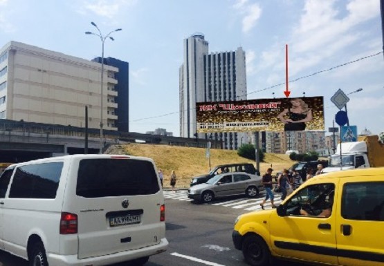 Фото рекламной плоскости по адресу Броварской пр.