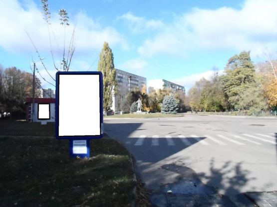 Фото рекламной плоскости по адресу г.Фастов, ул.Интернациональная, 14, ресторан Старая Прага, авт.остановка