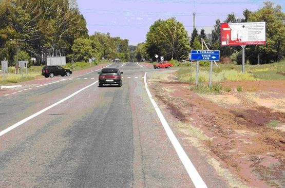 Фото рекламной плоскости по адресу ул. Червоный шлях перекресток с Окружной, за газо-заправкой, въезд с Белой Церкви, Умани