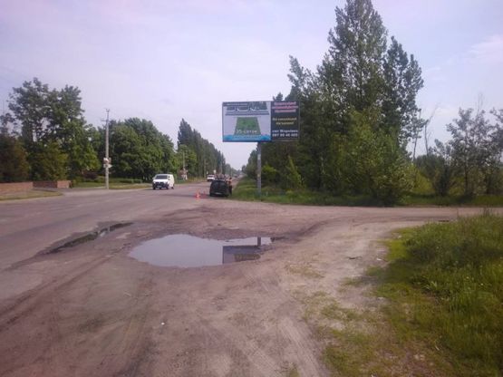 Фото рекламной плоскости по адресу с. Стоянка - с. Гореничі, вул. Столична, біля Пшонки