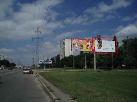 Фото рекламной плоскости по адресу Братиславская, 4  (М)"Черниговская"