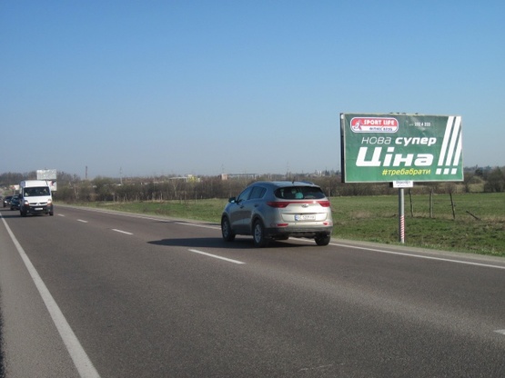 Фото рекламной плоскости по адресу Кольцевая дорога, км 8+500 ,Транспортная компания "Транс сервис 1", АЗС "Шелл"