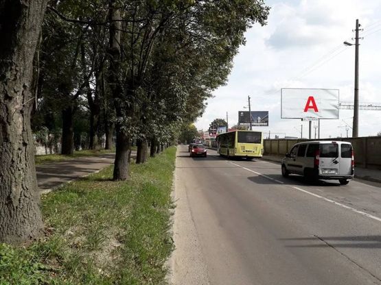 Фото рекламной плоскости по адресу вул. Шевченка, 139, місце №2 (в сторону центру)